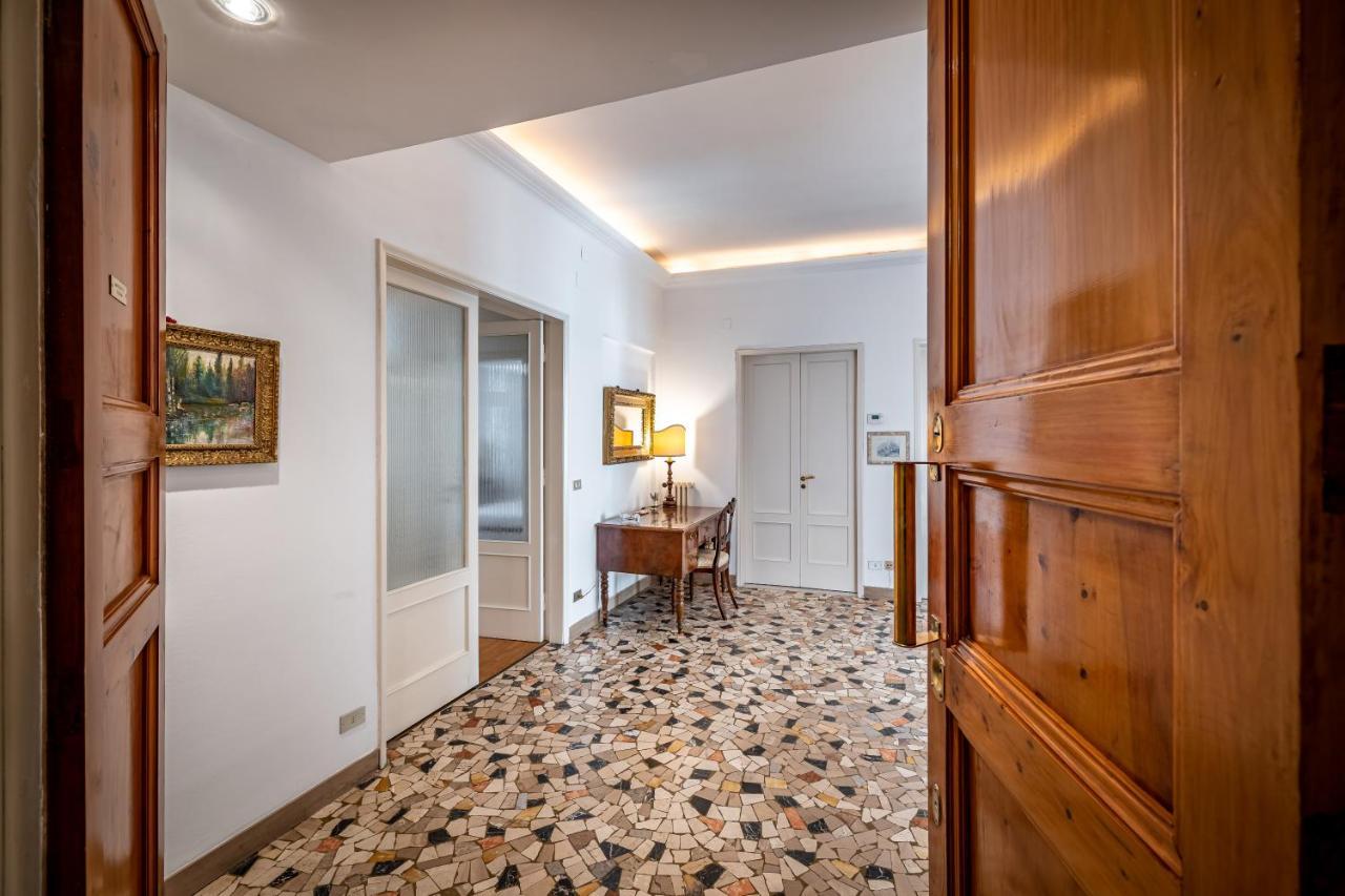 Yid Leopolda Apt Few Minutes From Central Station Florence Exterior photo